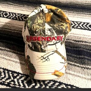 Legendary Hat unisex Snow camo semi new in good condition